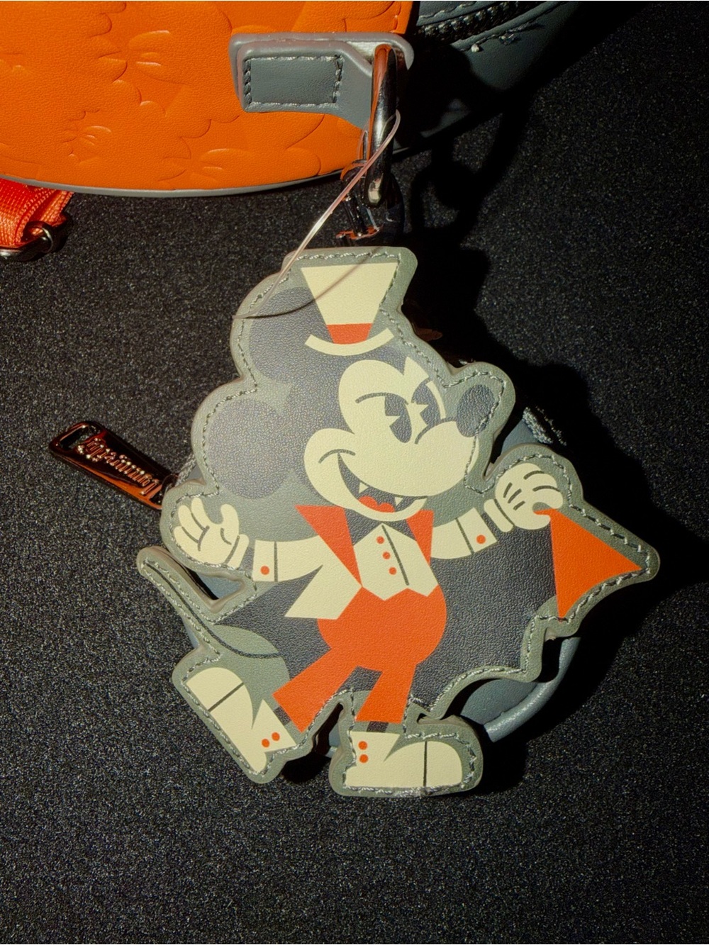 2026 Disney MNSSHP Headless Horseman Loungefly Crossbody Backpack NWT Exclusive - Picture 5 of 11